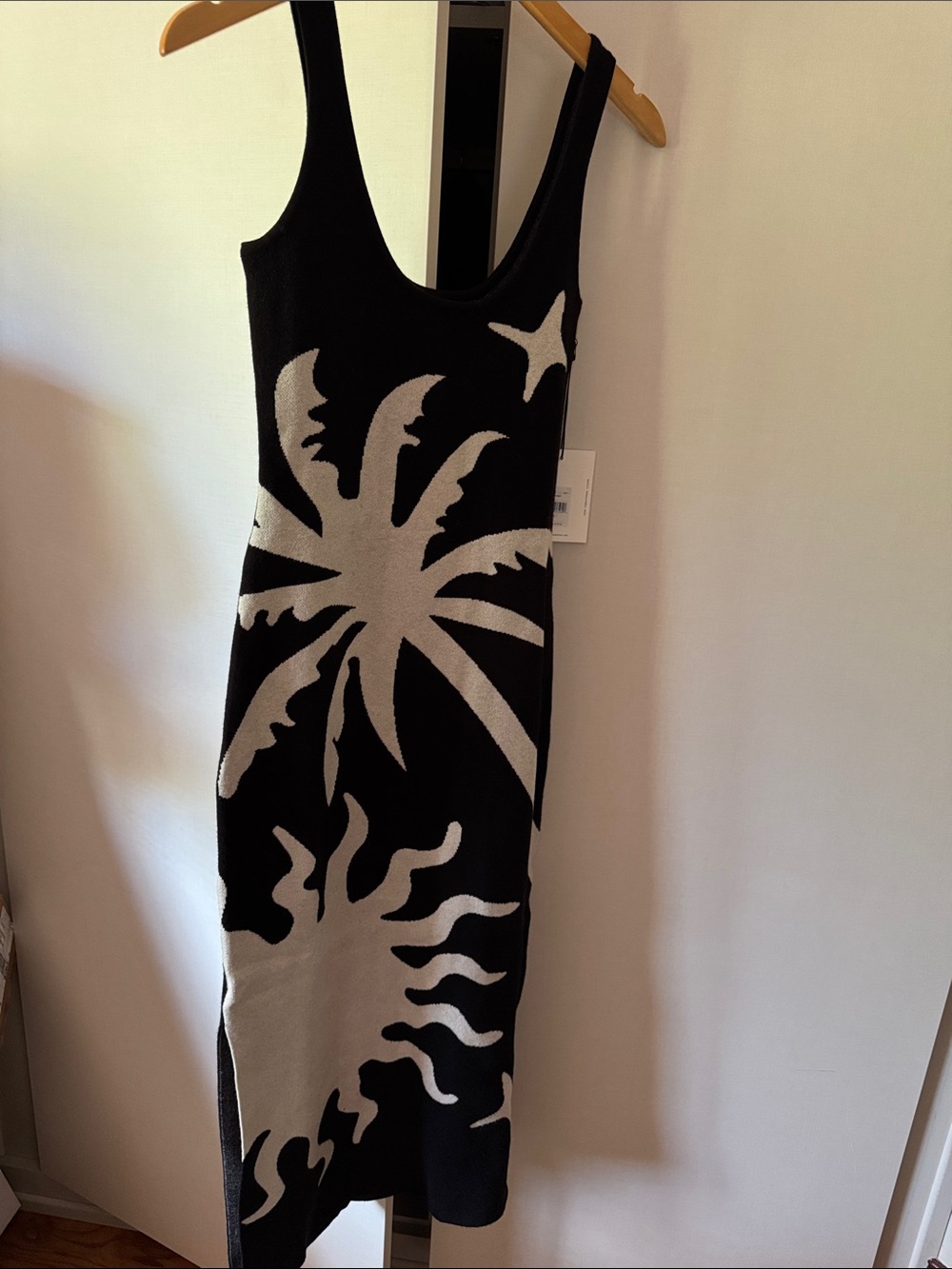 Spiritual Gangster Sun Drift Yasmin Black and Cream Palm-Print Midi Dress